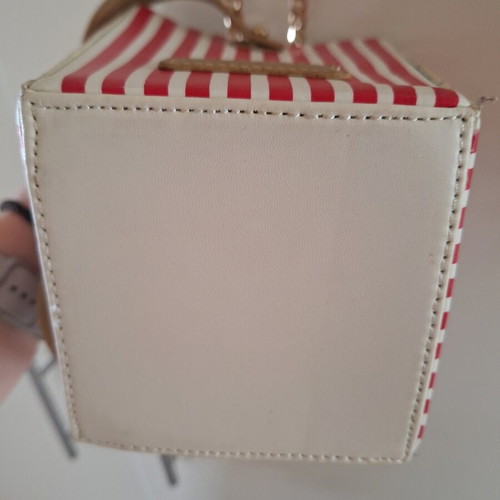 Kate Spade shoulder bag like new, white and red