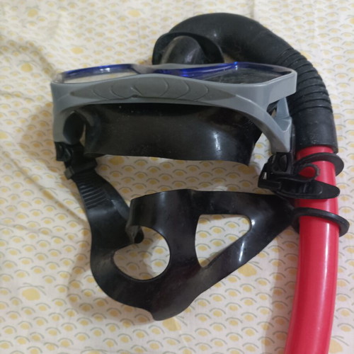 Children's snorkeling mask used, no snorkel