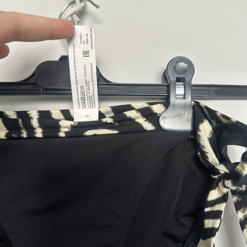 Triumph women's swimsuit new, zebra style, size 40