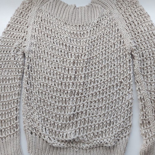 Women's perforated blouse used, ecru color, size M