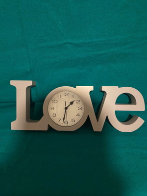 Love hanging wall clock new