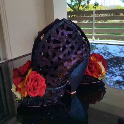 Παπούτσια Irregular Choice νούμερο 37 σαν καινούργια με λουλούδια