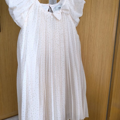 C&A Pleated Dress Dusty Pink with Gold Dots Size 4 Years Like New
