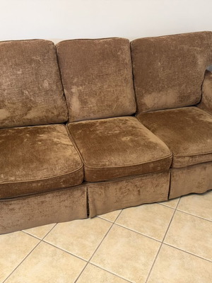 Three-seater sofa like new with removable washable cover