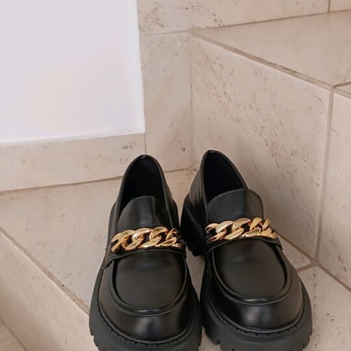 Loafers new, black, size 39