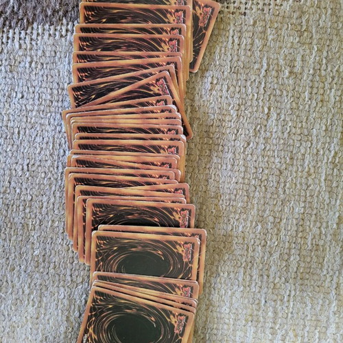 Yu-Gi-Oh miniature cards used, pack of 36 -  1,00 - Vendora.cy