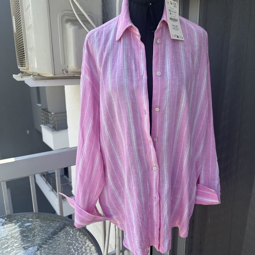 Zara oversized shirt new, white and pink, size XS