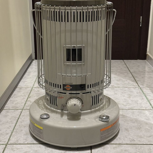 Kerosene Heater like new with electronic ignition and 7.5L tank