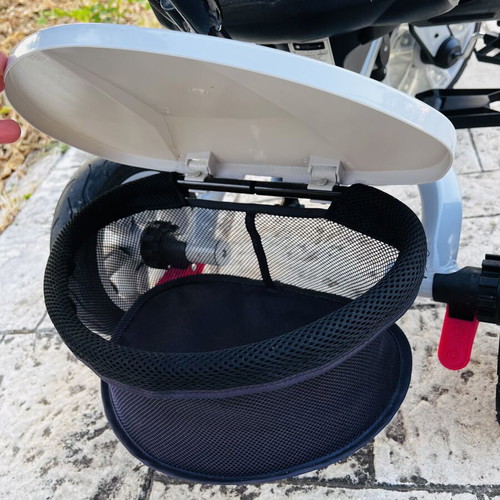 Lorelli Speedy 360 4-in-1 tricycle with parent handle, like new, black