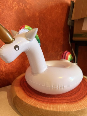 Inflatable Unicorn Cup Holder like new for Pool and Beach