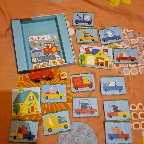 Pin Pon board game by Djeco like new
