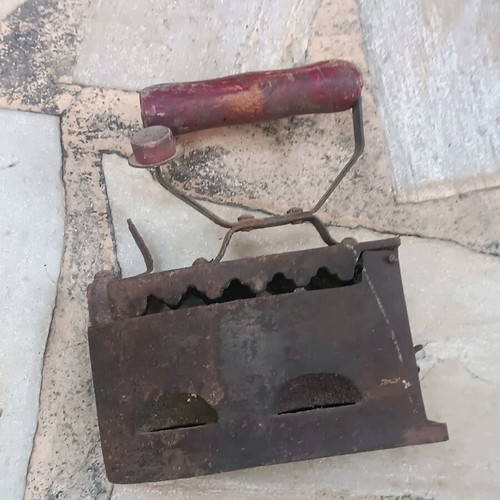 Charcoal iron used, old