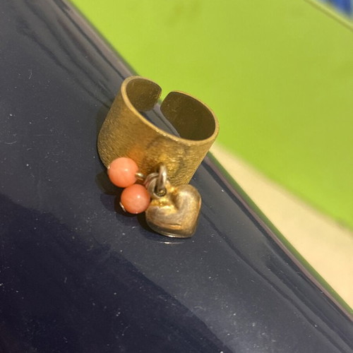 Chevalie ring used with pink beads and heart charm
