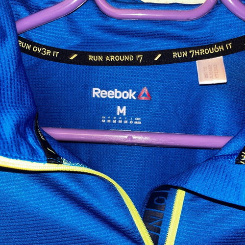Reebok running long sleeve shirt like new, blue size M