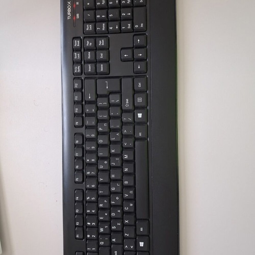 Wireless keyboard and mouse set new in packaging