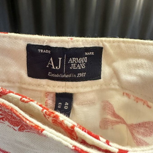 Γυναικείο παντελόνι Armani Jeans EU 40 σαν καινούργιο, πολύχρωμο floral print
