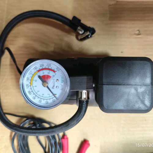 Tire pump new for car and motorcycle