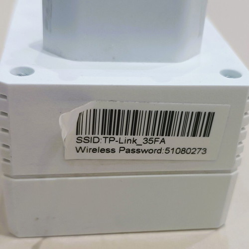 TP-LINK AV600 Powerline Extender TL-WPA4220 used with TL-PA4020P master