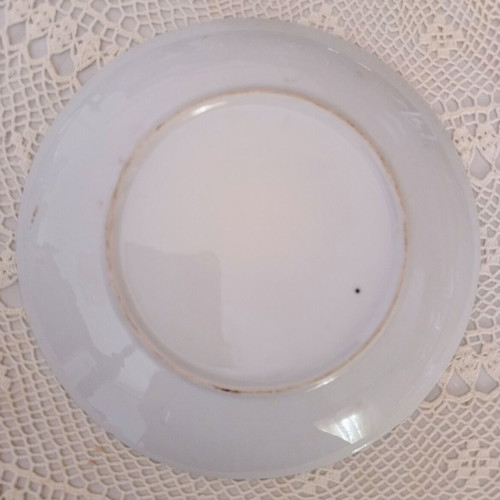 Vintage Japanese porcelain decorative plate with birds and flowers, 21 cm