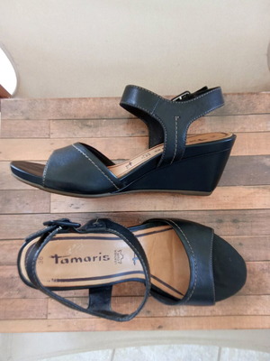 Tamaris sandals used, black, size 36 with 7cm platform