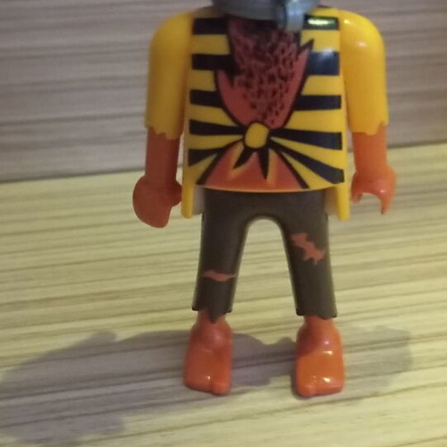 Playmobil pirate like new with rare collar