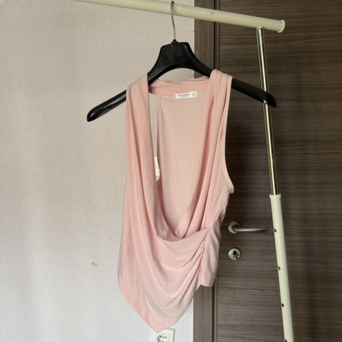 Stradivarius pink asymmetric top like new, size S