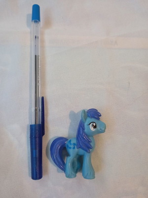 My Little Pony Noteworthy collectible figure used, PVC