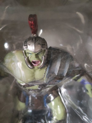 Marvel figure 15cm like new, in sealed box