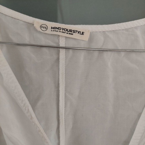 Playsuit Mindmatter λευκό κρουαζέ λινό ολόσωμο σορτς παραλίας καινούργιο