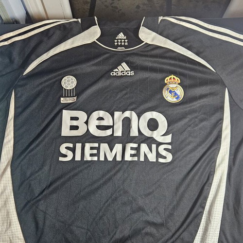 Real Madrid 2006/2007 black Adidas jersey XL with Club of the Century logo