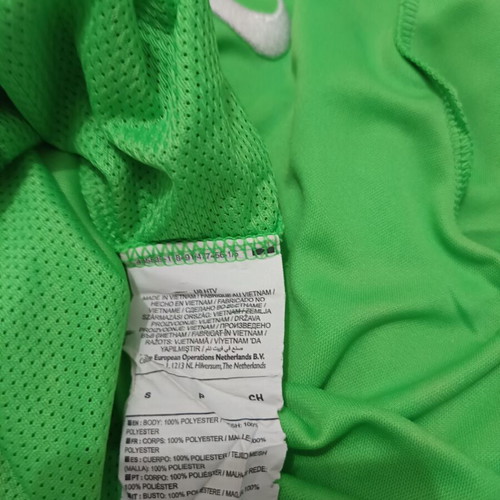 Nike green referee warm-up shirt new, size Small