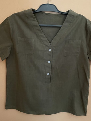 Cotton women's blouse, size large, green