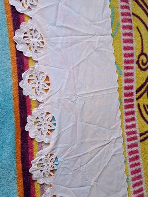 Cutwork doily used, dimensions 36x75
