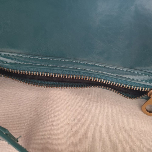 Green Handbag Pull and Bear like new