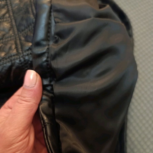 Zara quilted black skirt new, size Large