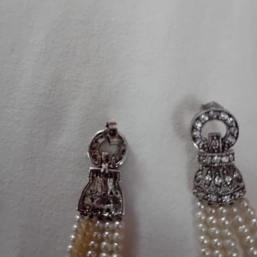 Earrings GC Accessories new, silver and pearl, stud stainless steel