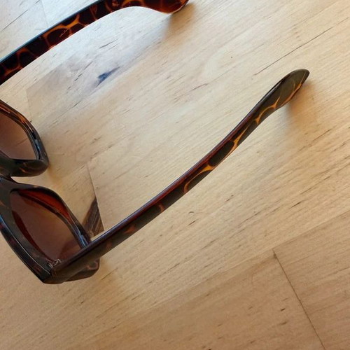 Tortoise sunglasses used with brown tinted lenses