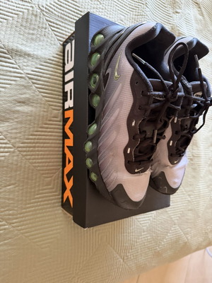 Nike Air Max DN8 GS shoes size 39 used, multicolor