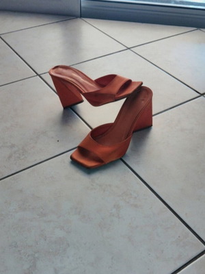 Sante high-heeled mule shoes used, size 38, orange