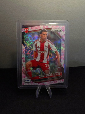 Santiago Hezze Panini Prizm FIFA 2025-26 Olympiacos card