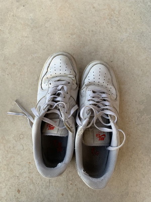 Nike Air Force 1 Low sneakers used, size 43, white and red