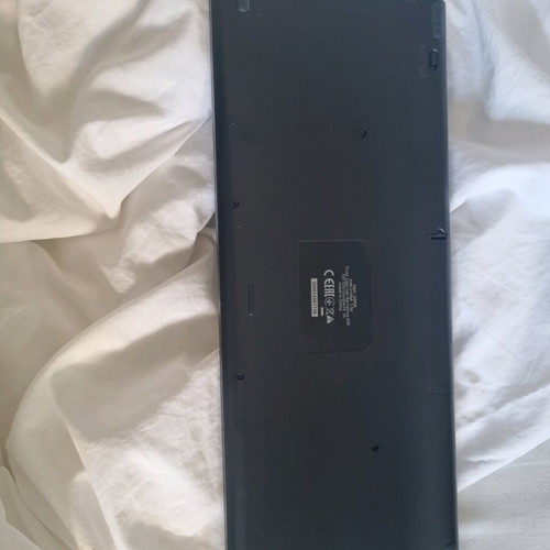 Trust 24006 Wireless Keyboard with Built-in Touchpad Like New