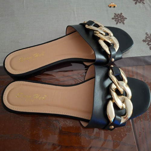 Flat sandals size 39, black