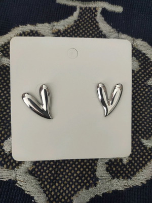 Heart earrings new