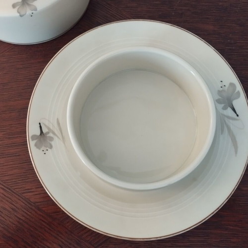 Vintage Alt Schönwald Bavaria Porcelain Butterdish like new