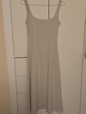 Pink Woman long beige dress like new, size S