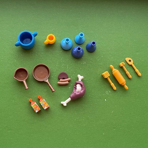 Playmobil kitchen cooking and baking set