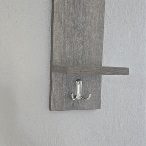 Shelf key holder like new, practical wall hook