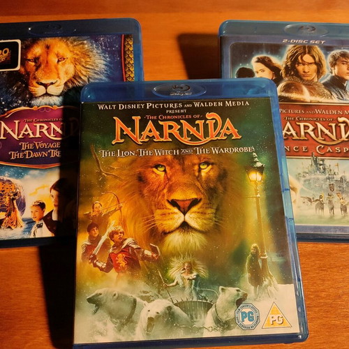 Chronicles of Narnia Trilogy Blu-Ray like new with English subtitles