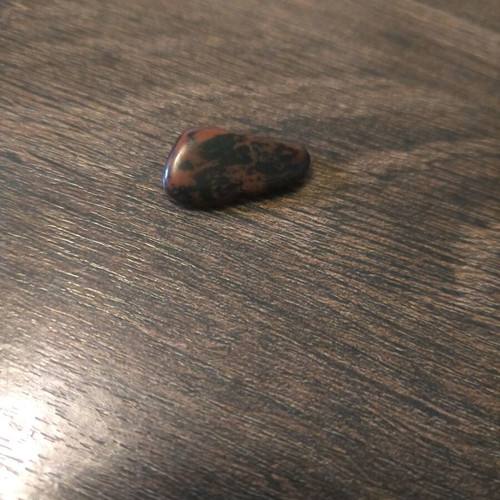 Little stone used, red